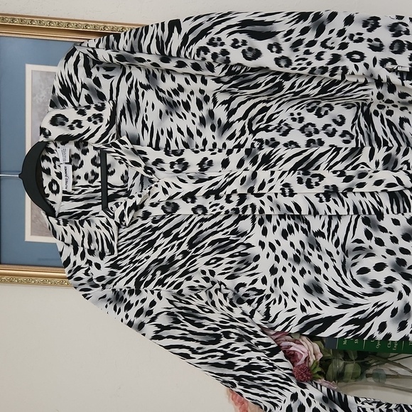 Animal Print Career Formal Blouse Size 14 Hidden Buttons Party Wedding Church - Picture 7 of 9